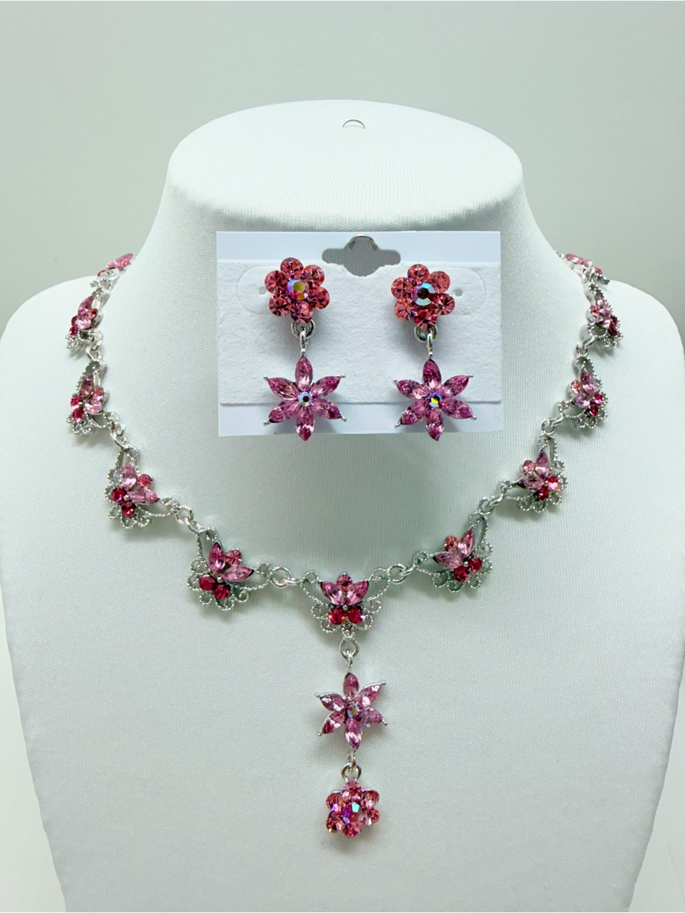 Pink  vintage look Floral Crystal Necklace and Earring Set